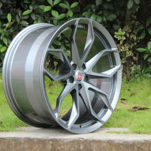 丹陽市中裕輪轂廠 專業生產輪轂與交通燈具，品質卓越